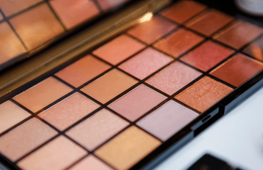 Eyeshadow Sticks