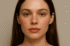Full Face, No Mascara: de make-uptrend van 2025